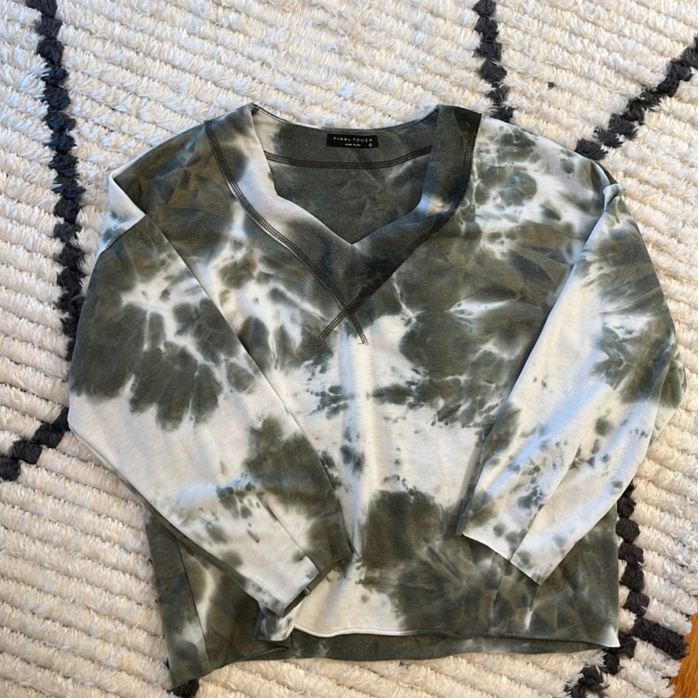 Raw edge ✨Nordstrom Rack✨ fall pullover